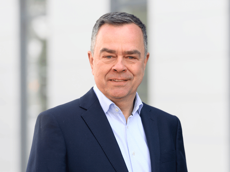 4M-Team-Dr.Christoph-Ebensperger-quer